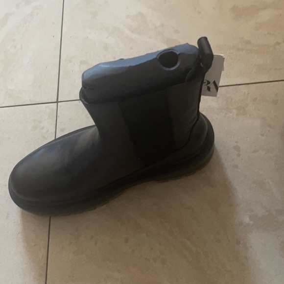 Zara lug sole low heel leather ankle boots - Picture 9 of 11